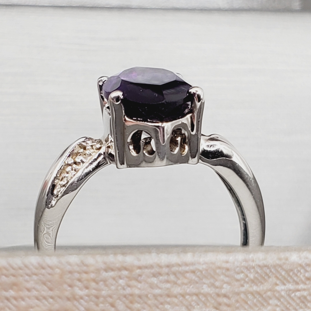 Amethyst Ring - Picture 2 of 8
